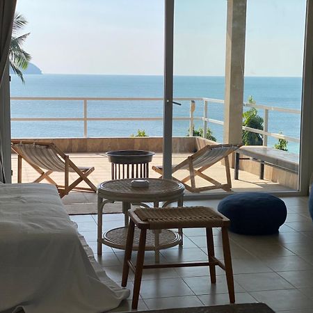 Baan Jai Dee Beach Front Hotel Voktum Kültér fotó
